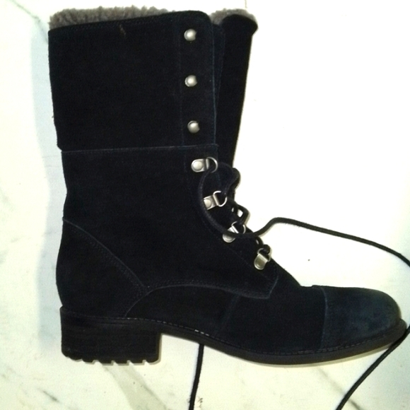 UGG foldover boots! Sz 10 - Picture 7 of 8